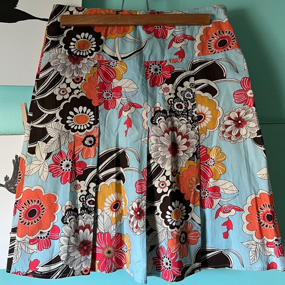 Just In Time Floral Pleated Skirt Size Small
